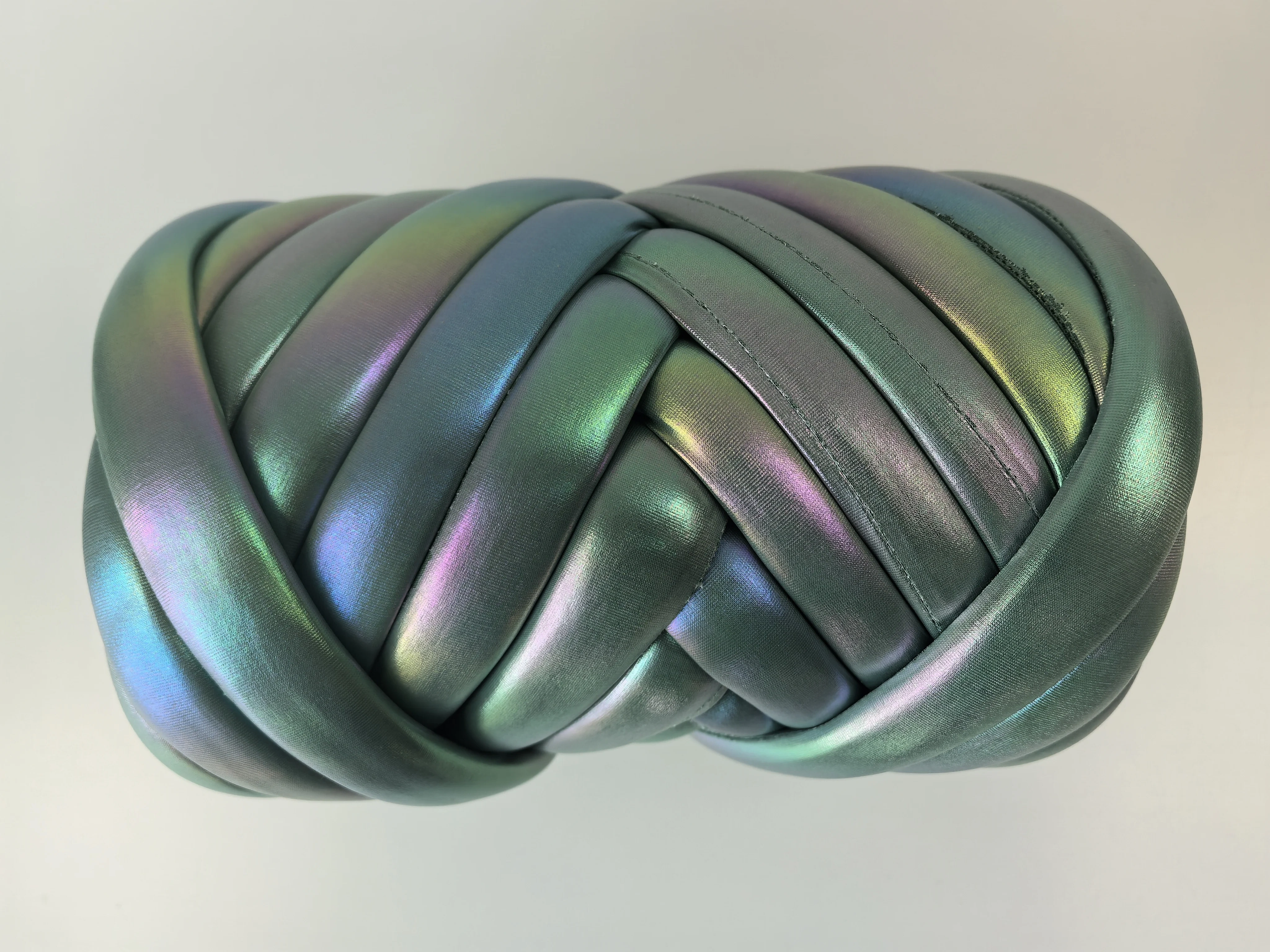 Colorful Chunky Yarn for Hand Knitting - Soft Tube Yarn Shiny Fabric for Arm Knitting, Blankets, Scarfes, Home Decor.