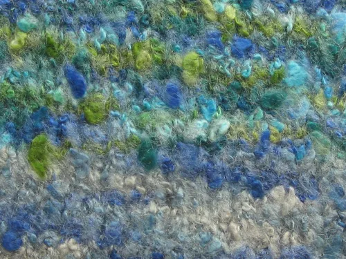 Snowbaby Acrylic Polyester Blend Fuzzy Yarn,(Worsted) Warm and Luxurious Yarn for Knitting and Crocheting DIY Hats Scarves Sweaters